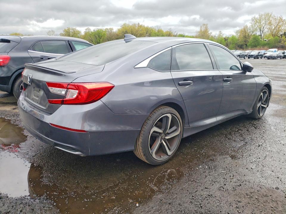 Продаж на аукціоні авто 2018 Honda Accord, vin: 1HGCV1F12JA095923, номер лоту: 51808146