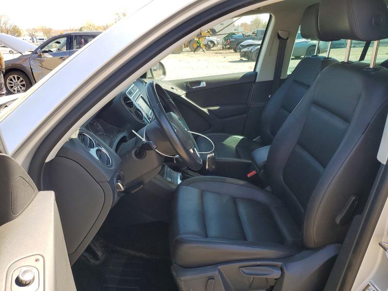 Продажа на аукционе авто 2015 Volkswagen Tiguan, vin: WVGBV7AX8FW585393, номер лота: 48579246