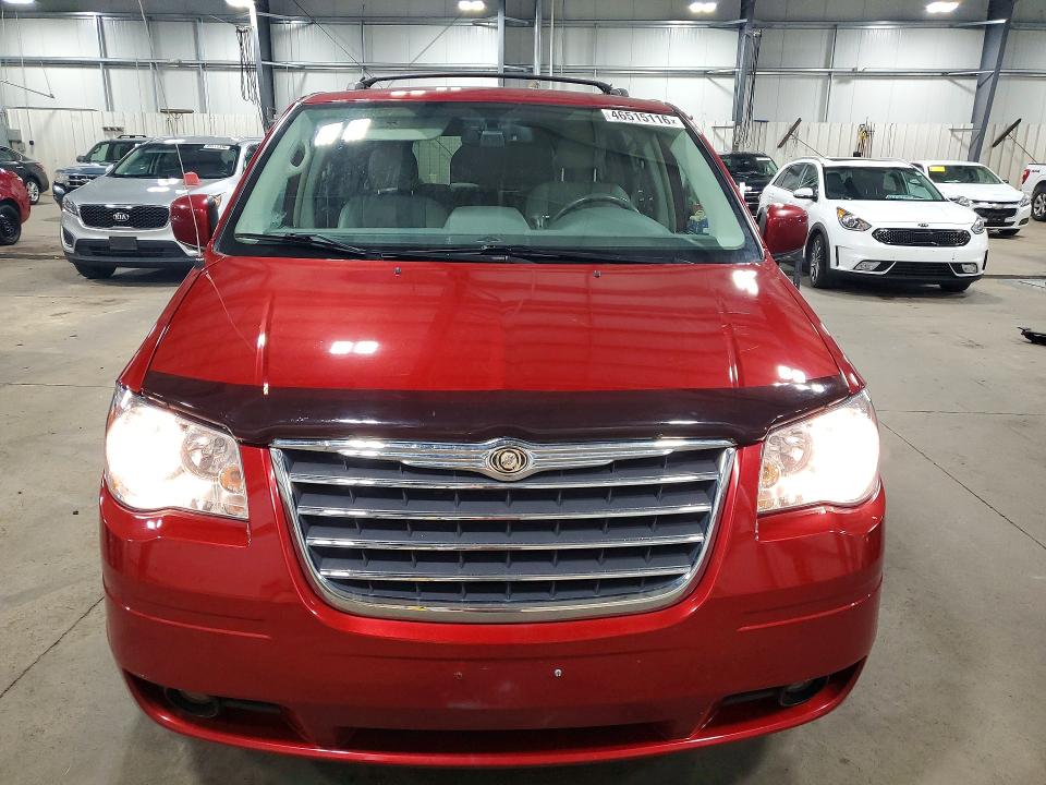 46515116 :رقم المزاد ، 2A4RR5DX6AR153551 vin ، 2010 Chrysler Town & Country مزاد بيع