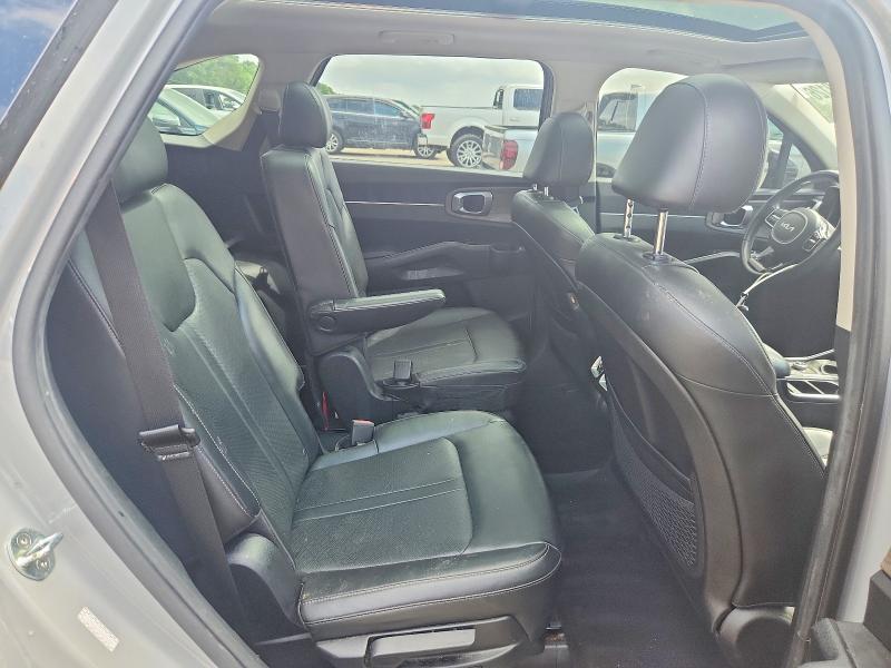 Продажа на аукционе авто 2022 Kia Sorento, vin: 5XYRH4LF4NG118285, номер лота: 49930126