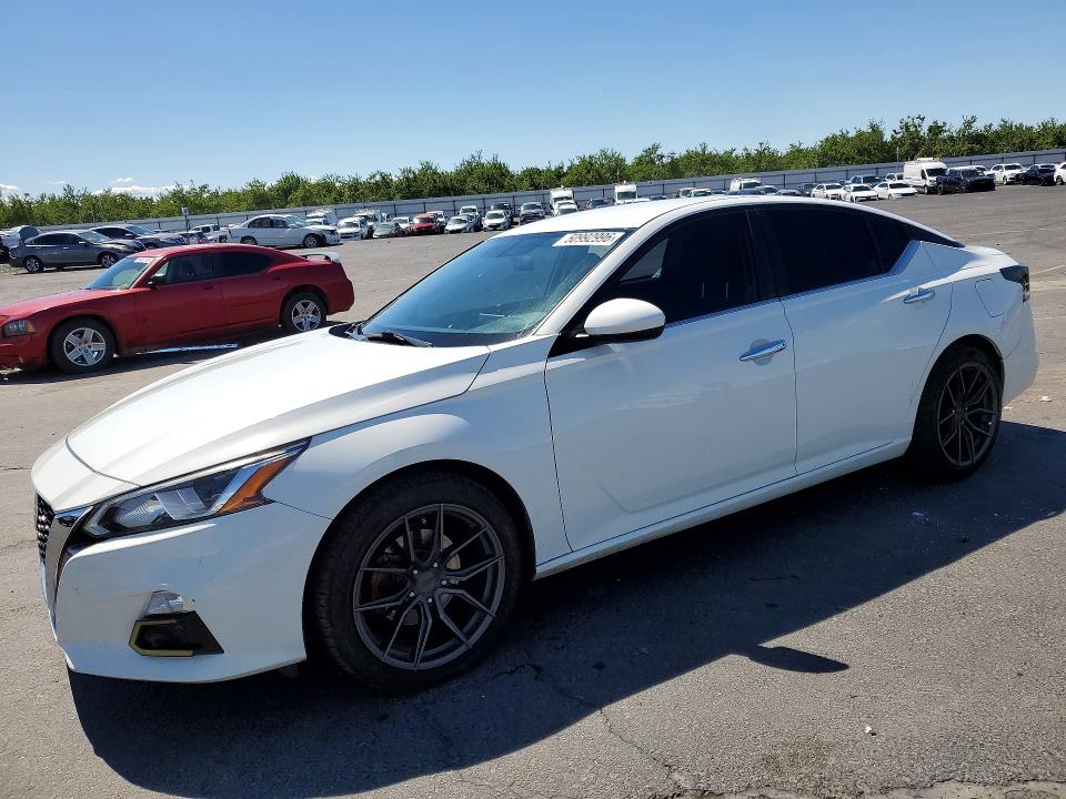 Auction sale of the 2020 Nissan Altima, vin: 1N4BL4BV5LC130252, lot number: 50992996