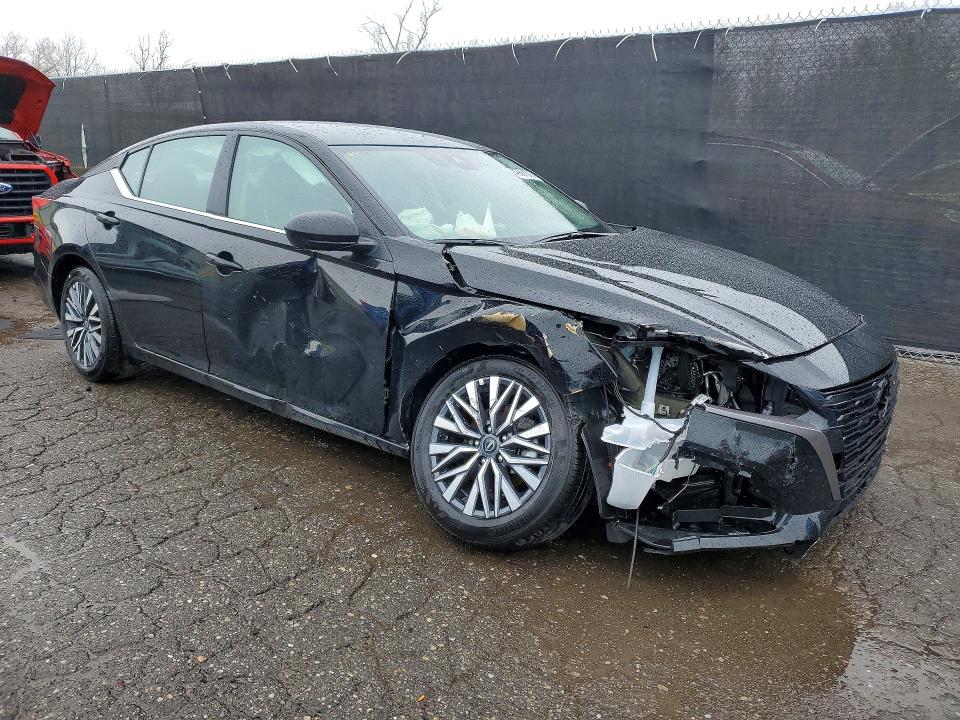 2026 Nissan Altima მანქანა იყიდება აუქციონზე, vin: 1N4BL4DW2TN316695, აუქციონის ნომერი: 49881806