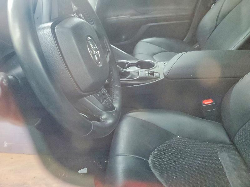 48504276 :رقم المزاد ، 4T1K31AK0NU033257 vin ، 2022 Toyota Camry Hybrid مزاد بيع