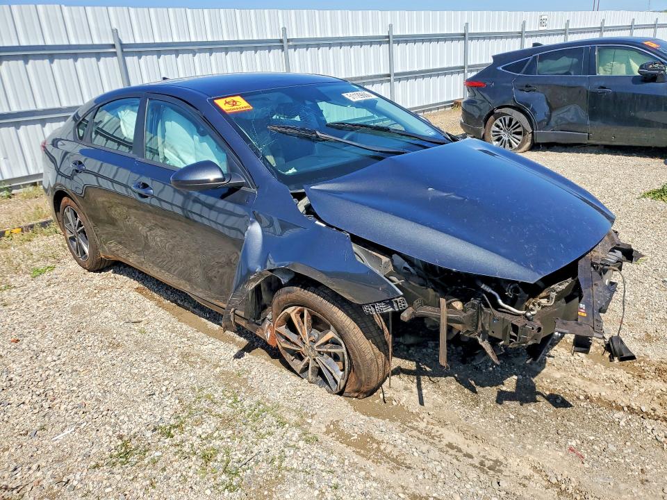 51129606 :رقم المزاد ، 3KPF24AD0PE645312 vin ، 2023 Kia Forte مزاد بيع