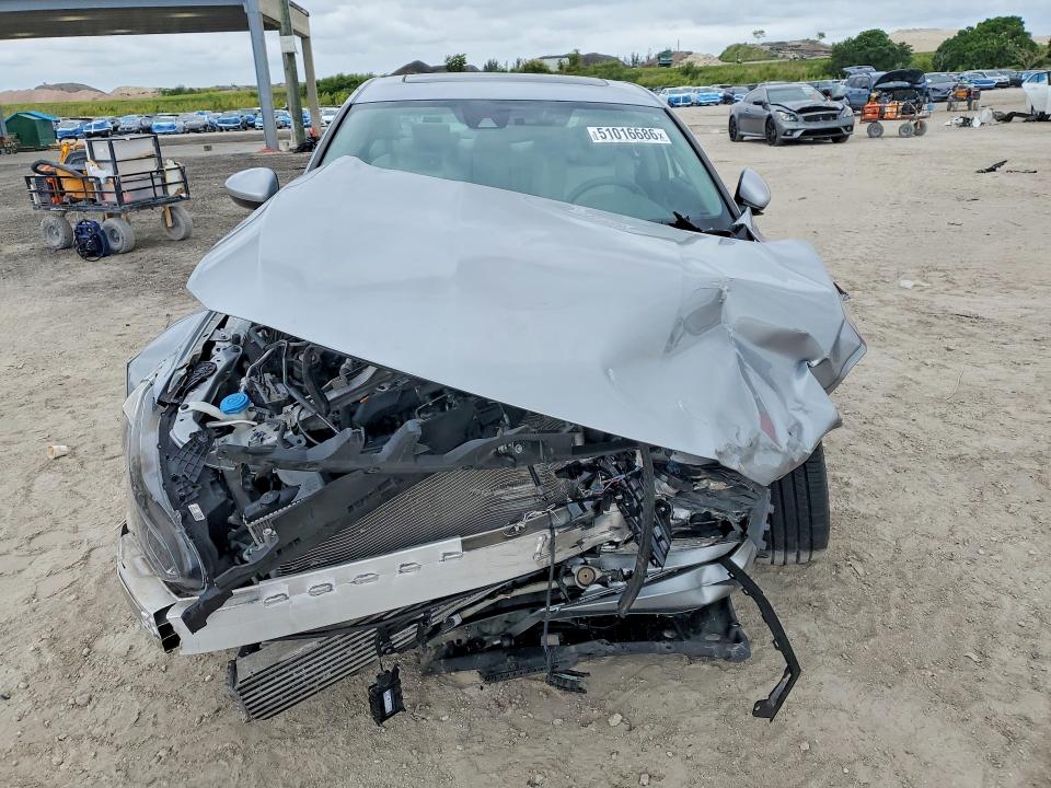 Продаж на аукціоні авто 2019 Honda Accord, vin: 1HGCV1F43KA097255, номер лоту: 51016686