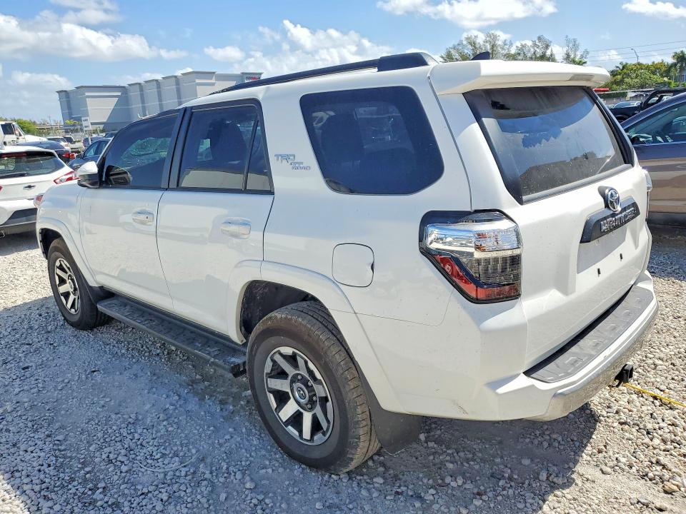 49011286 :رقم المزاد ، JTEPU5JR0R6275418 vin ، 2024 Toyota 4runner مزاد بيع