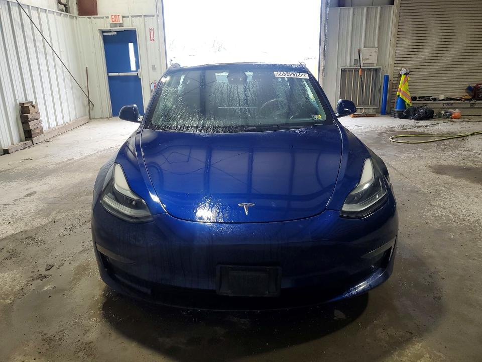 50345186 :رقم المزاد ، 5YJ3E1EB5NF289755 vin ، 2022 Tesla Model 3 مزاد بيع