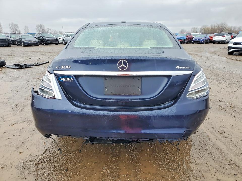 48823246 :رقم المزاد ، 55SWF4KB1GU128207 vin ، 2016 Mercedes-benz C مزاد بيع
