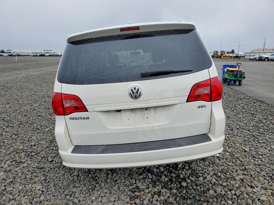 2009 Volkswagen Routan მანქანა იყიდება აუქციონზე, vin: 2V8HW54X89R608250, აუქციონის ნომერი: 49904366