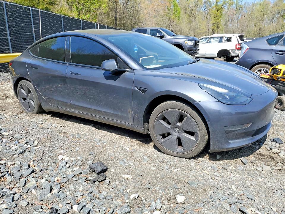 2022 Tesla Model 3 მანქანა იყიდება აუქციონზე, vin: 5YJ3E1EA8NF286601, აუქციონის ნომერი: 48360386