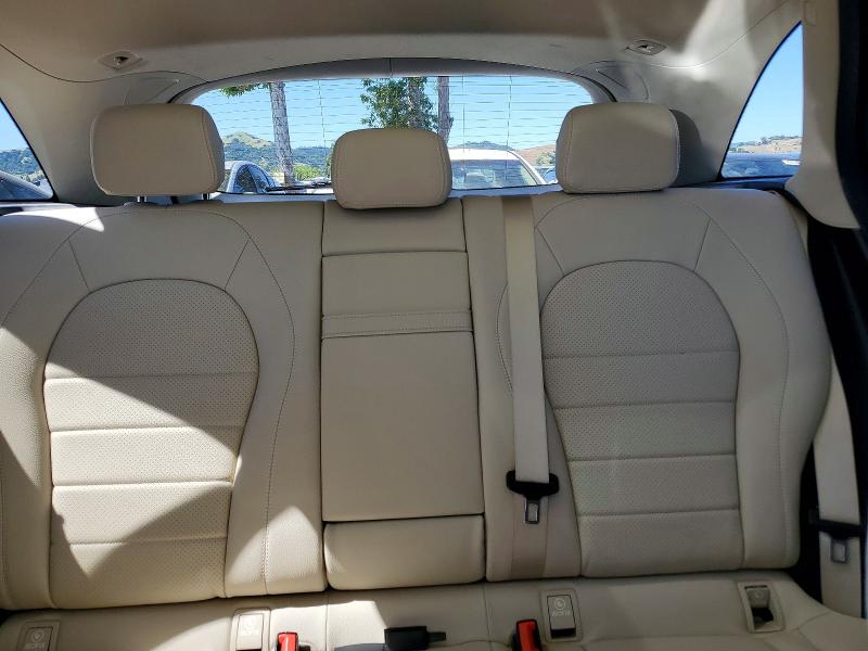 48718946 :رقم المزاد ، WDC0G4JB7HF131206 vin ، 2017 Mercedes-benz Glc مزاد بيع