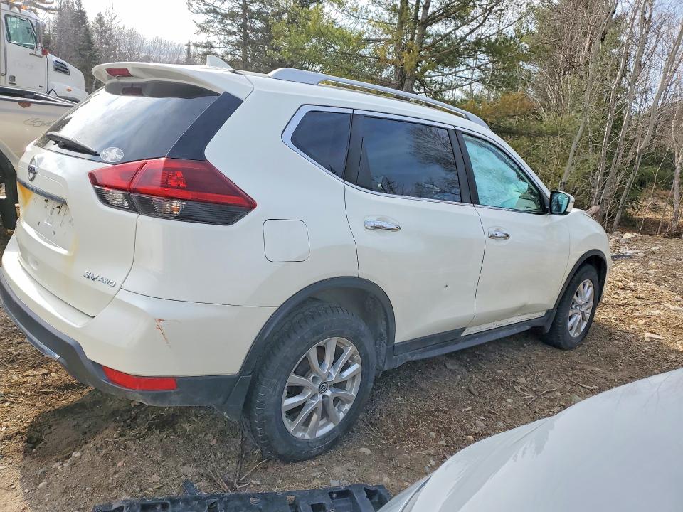 79713585 :رقم المزاد ، 5N1AT2MV1KC808058 vin ، 2019 Nissan Rogue مزاد بيع