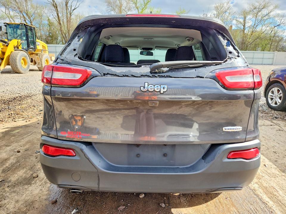 50461146 :رقم المزاد ، 1C4PJLCB4HW535576 vin ، 2017 Jeep Cherokee مزاد بيع