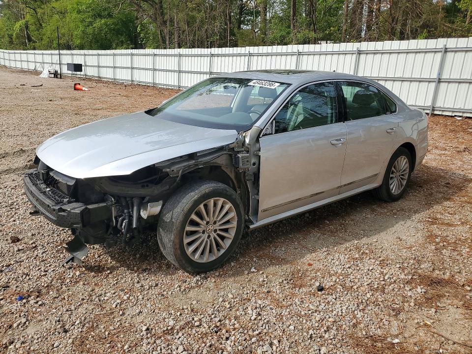48463286 :رقم المزاد ، 1VWBT7A38HC053120 vin ، 2017 Volkswagen Passat مزاد بيع