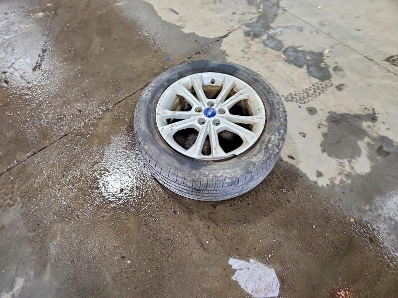 Продажа на аукционе авто 2019 Ford Escape, vin: 1FMCU9GD5KUB32855, номер лота: 50633596