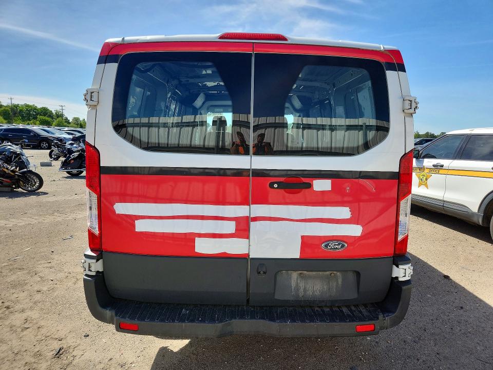 Продаж на аукціоні авто 2018 Ford Transit, vin: 1FTYR1ZM8JKA43821, номер лоту: 49399746