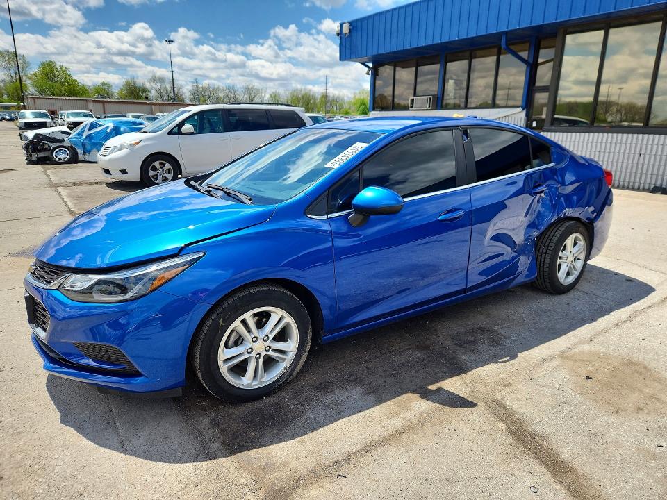 51834996 :رقم المزاد ، 3G1BE5SM5HS567292 vin ، 2017 Chevrolet Cruze مزاد بيع
