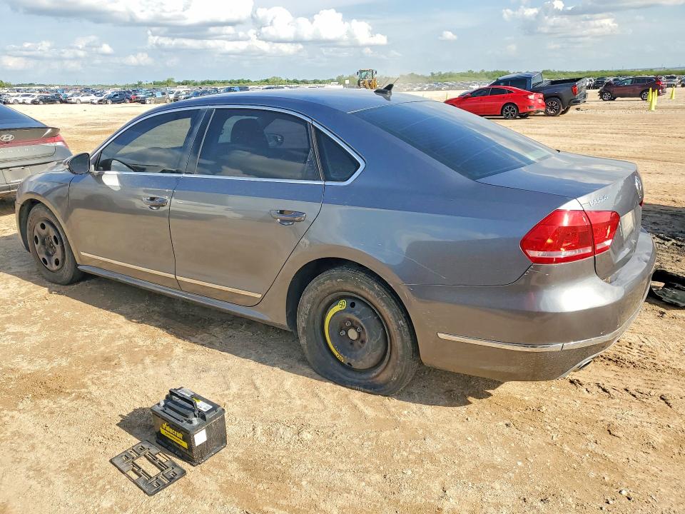 50663396 :رقم المزاد ، 1VWCN7A36CC023606 vin ، 2012 Volkswagen Passat مزاد بيع