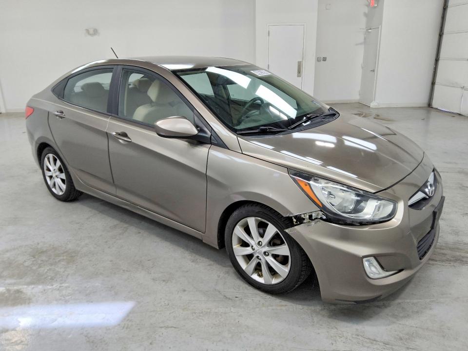 48653906 :رقم المزاد ، KMHCU4AE3CU084505 vin ، 2012 Hyundai Accent مزاد بيع