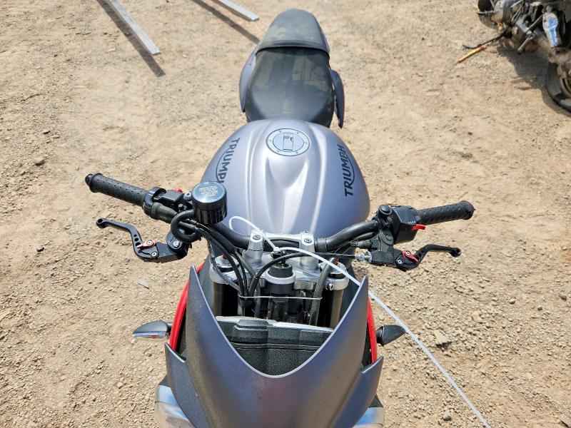 48629056 :رقم المزاد ، SMTL03NE1GT728472 vin ، 2016 Triumph Motorcycle Street Triple مزاد بيع