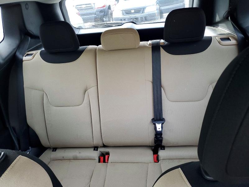 2016 Jeep Renegade მანქანა იყიდება აუქციონზე, vin: ZACCJBBT0GPE25946, აუქციონის ნომერი: 51365816