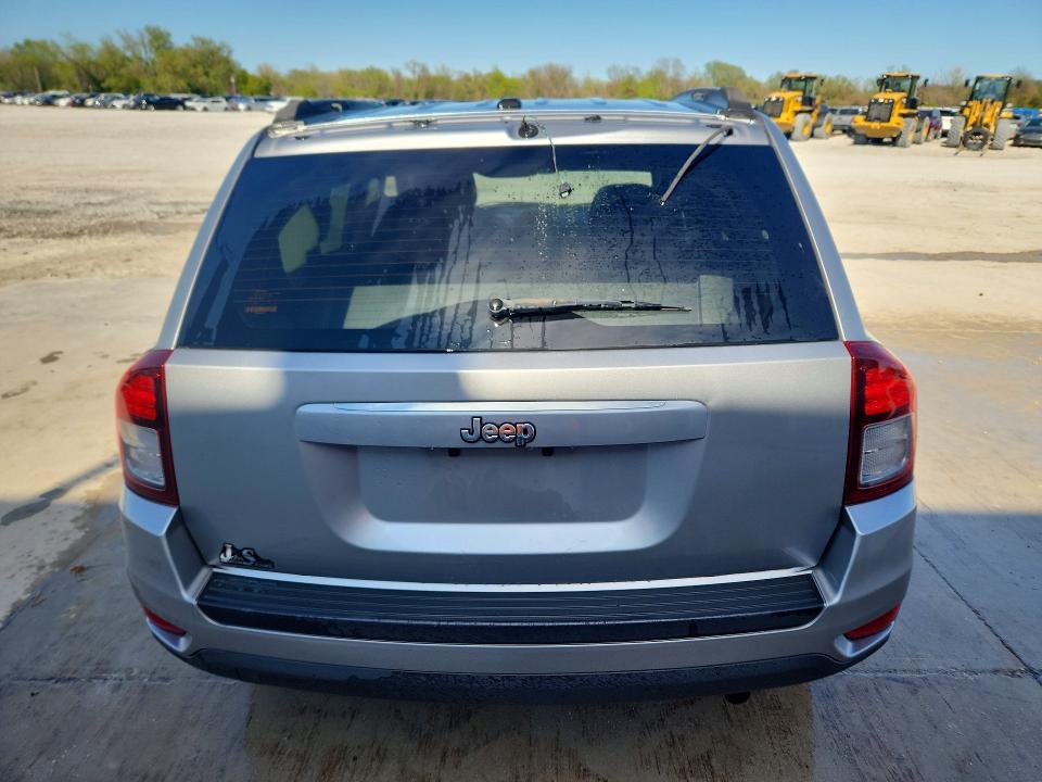 49045066 :رقم المزاد ، 1C4NJCBA0GD574014 vin ، 2016 Jeep Compass مزاد بيع