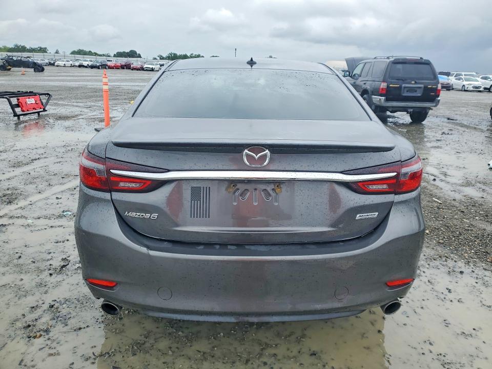 Продаж на аукціоні авто 2018 Mazda 6, vin: JM1GL1WY2J1320425, номер лоту: 47645806