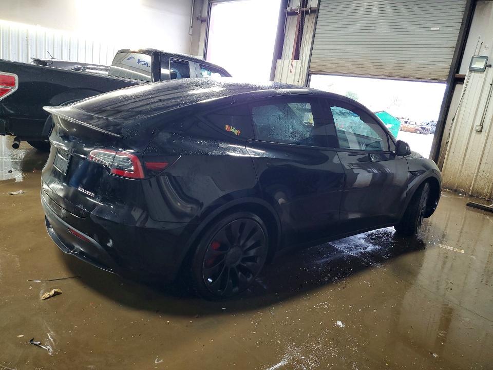Продажа на аукционе авто 2022 Tesla Model Y, vin: 7SAYGDEF0NF391892, номер лота: 46245586