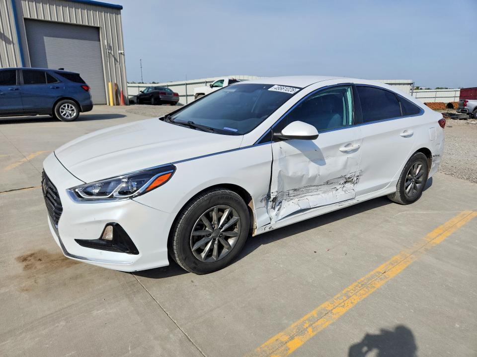 2019 Hyundai Sonata მანქანა იყიდება აუქციონზე, vin: 5NPE24AF7KH751421, აუქციონის ნომერი: 48661026