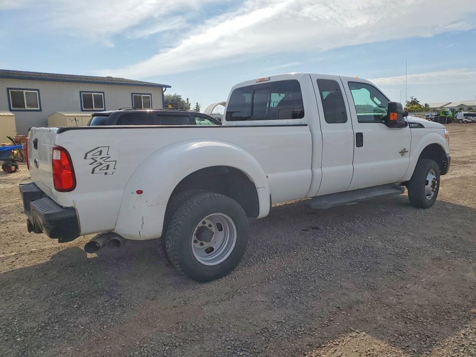 49671226 :رقم المزاد ، 1FT8X3DT0FED59980 vin ، 2015 Ford F350 مزاد بيع
