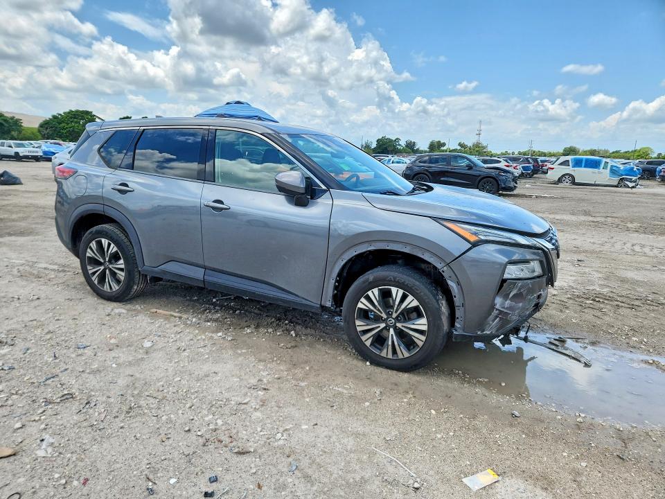 Продаж на аукціоні авто 2021 Nissan Rogue, vin: 5N1AT3BA1MC720622, номер лоту: 50423176