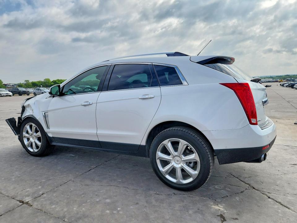50932616 :رقم المزاد ، 3GYFNDE39FS637826 vin ، 2015 Cadillac Srx مزاد بيع