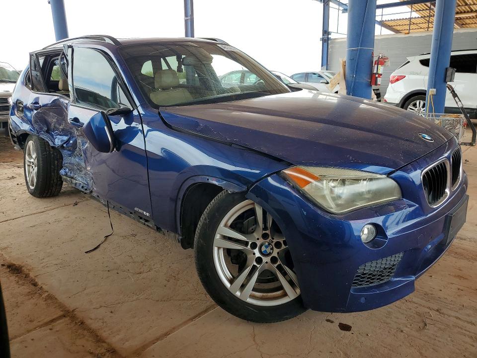 49152856 :رقم المزاد ، WBAVM1C59FV318957 vin ، 2015 Bmw X1 مزاد بيع