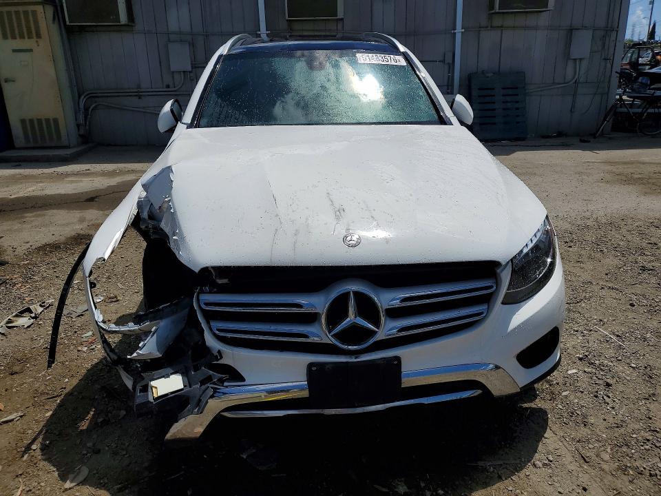 51483576 :رقم المزاد ، WDC0G4JB7HF122571 vin ، 2017 Mercedes-benz Glc مزاد بيع