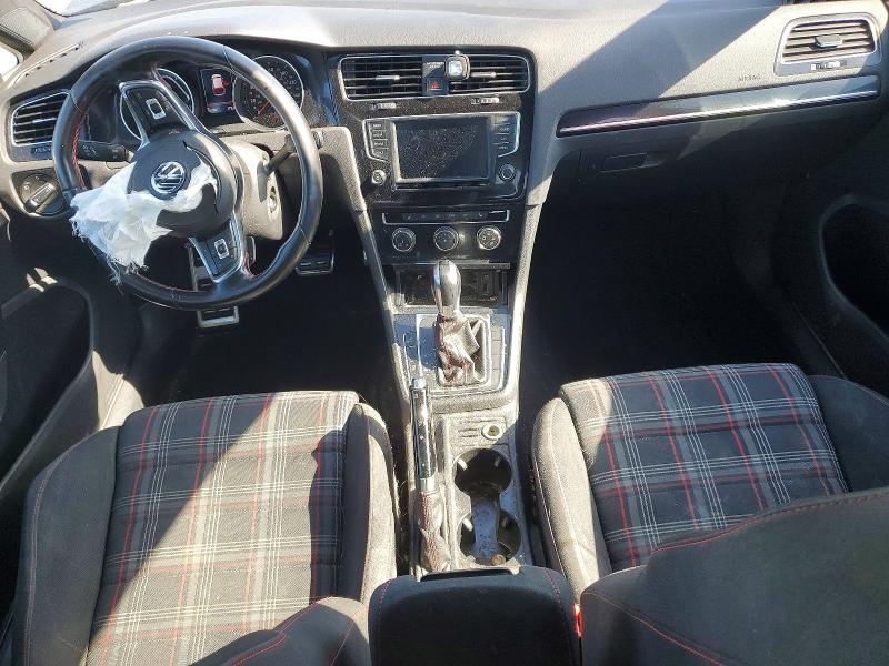 50650316 :رقم المزاد ، 3VW4T7AU1HM062077 vin ، 2017 Volkswagen Gti مزاد بيع