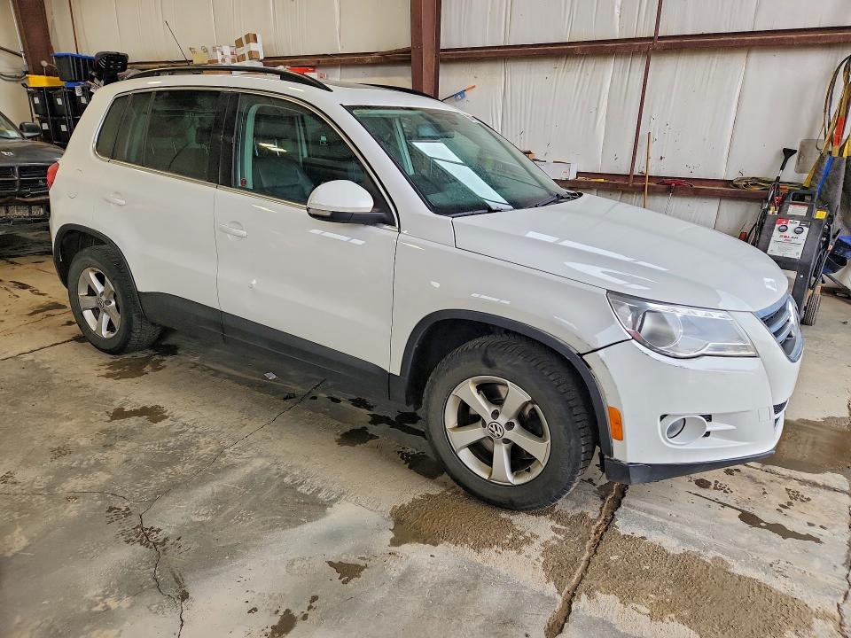 Aukcja sprzedaży 2011 Volkswagen Tiguan, vin: WVGBV7AX9BW511944, numer aukcji: 50459266