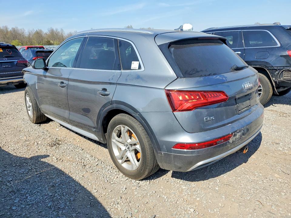 2018 Audi Q5 მანქანა იყიდება აუქციონზე, vin: WA1BNAFY7J2088820, აუქციონის ნომერი: 49440176