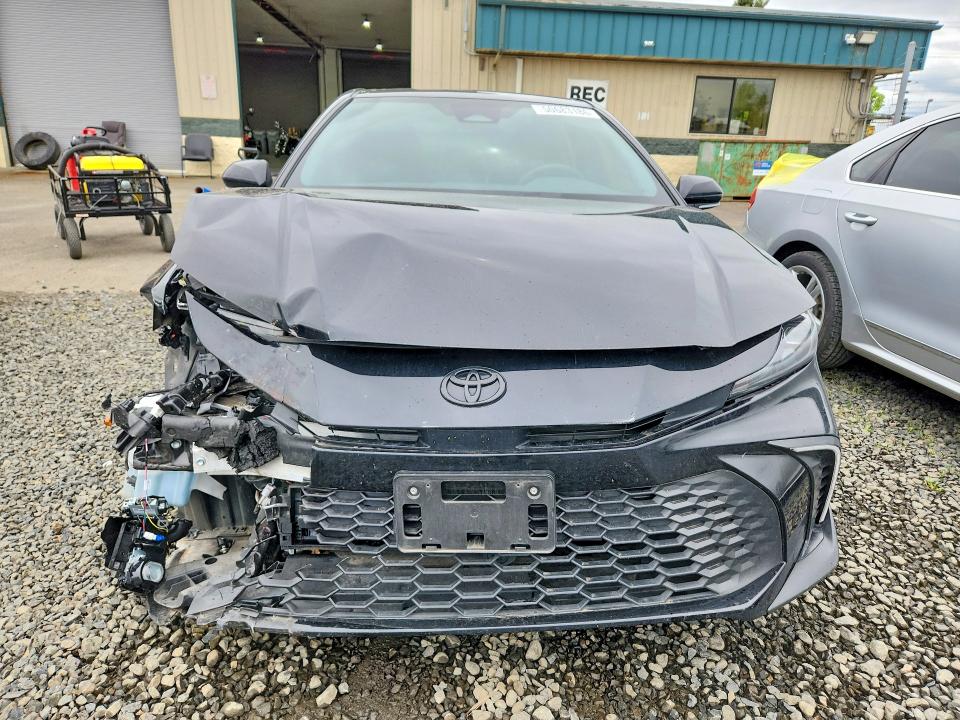 2025 Toyota Camry მანქანა იყიდება აუქციონზე, vin: 4T1DBADK9SU512747, აუქციონის ნომერი: 50683186