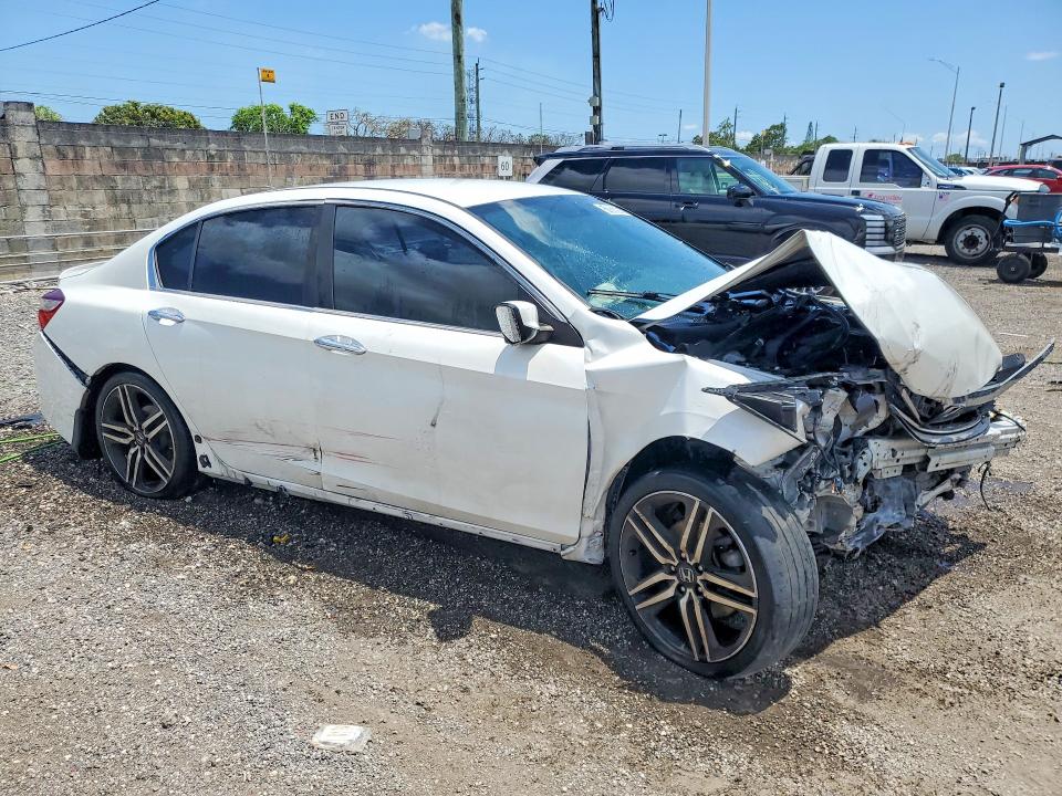 51083286 :رقم المزاد ، 1HGCR2F5XHA028333 vin ، 2017 Honda Accord مزاد بيع