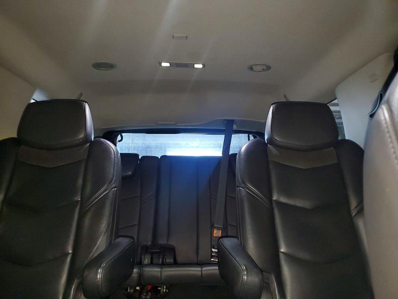50545676 :رقم المزاد ، 1GYS4BKJ7JR395770 vin ، 2018 Cadillac Escalade مزاد بيع