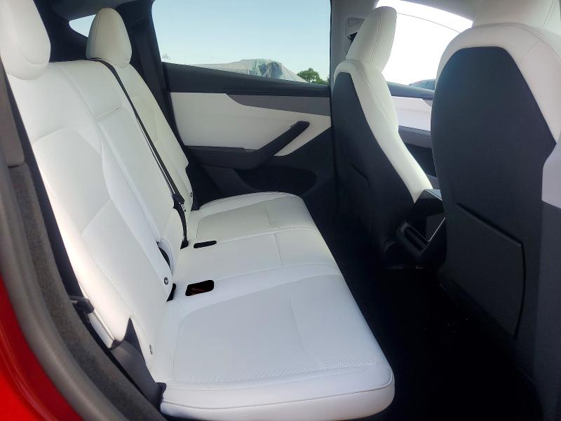 51700966 :رقم المزاد ، 7SAYGDEE3TF567533 vin ، 2026 Tesla Model Y مزاد بيع