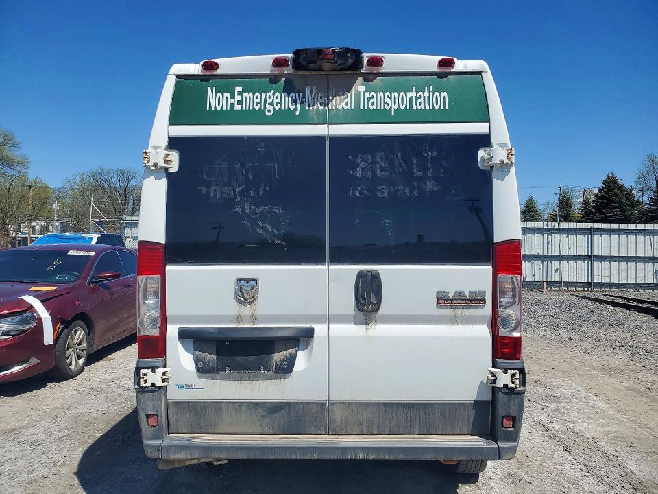 52972926 :رقم المزاد ، 3C6TRVPG8FE518786 vin ، 2015 Ram Promaster 1500 مزاد بيع