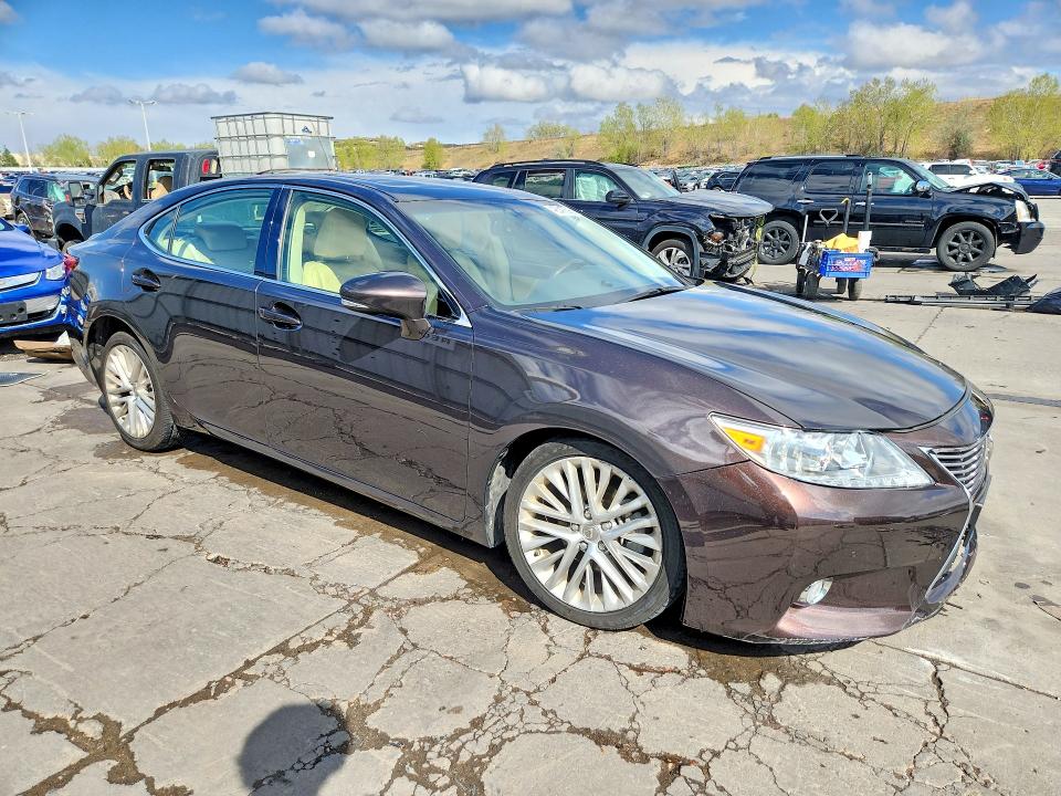 48547596 :رقم المزاد ، JTHBK1GG6D2026042 vin ، 2013 Lexus Es مزاد بيع