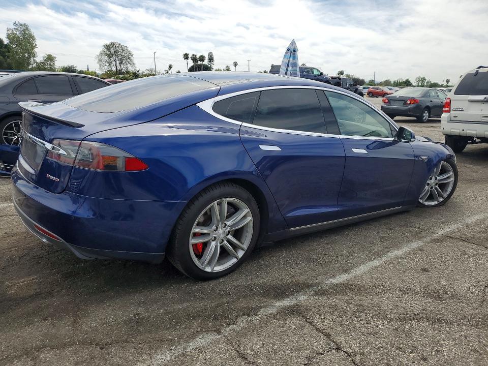 Продажа на аукционе авто 2016 Tesla Model S, vin: 5YJSA1E47GF131543, номер лота: 48708916