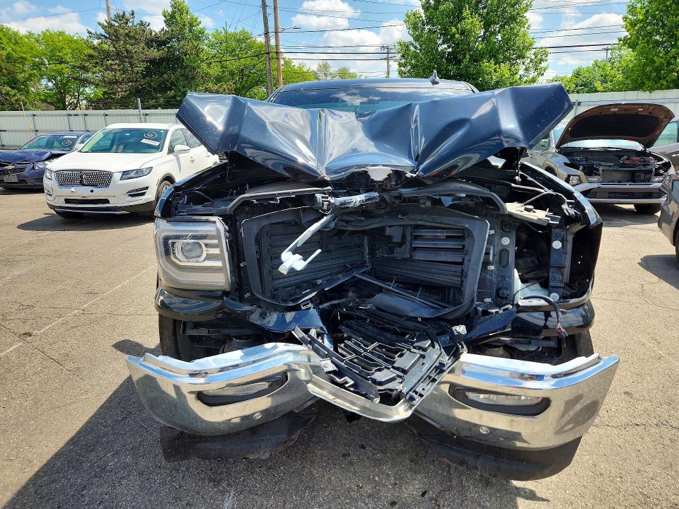 50456906 :رقم المزاد ، 3GTP1NEC1JG395007 vin ، 2018 Gmc Sierra مزاد بيع