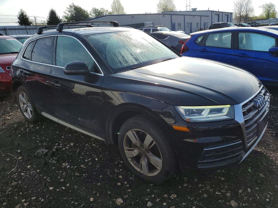 49947976 :رقم المزاد ، WA1BNAFY7J2008027 vin ، 2018 Audi Q5 مزاد بيع