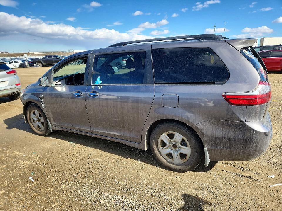 Продажа на аукционе авто 2020 Toyota Sienna, vin: 5TDJZ3DCXLS230341, номер лота: 48834436