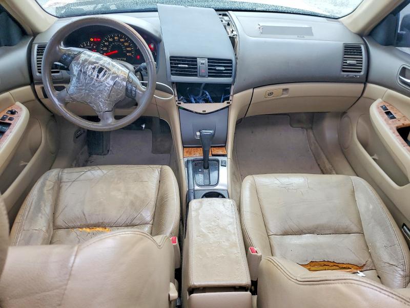 51611616 :رقم المزاد ، 1HGCM56875A105715 vin ، 2005 Honda Accord مزاد بيع