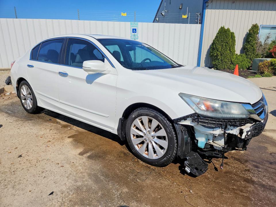 Продажа на аукционе авто 2014 Honda Accord, vin: 1HGCR2F88EA181010, номер лота: 49102766