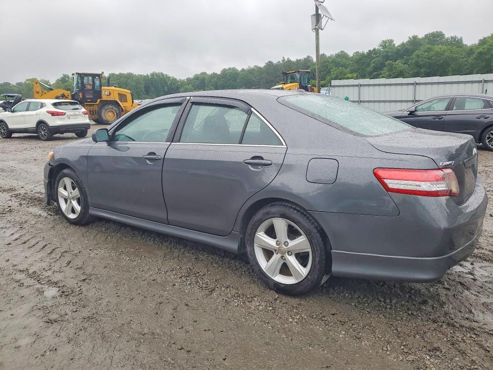 51189866 :رقم المزاد ، 4T1BF3EK1AU032433 vin ، 2010 Toyota Camry مزاد بيع